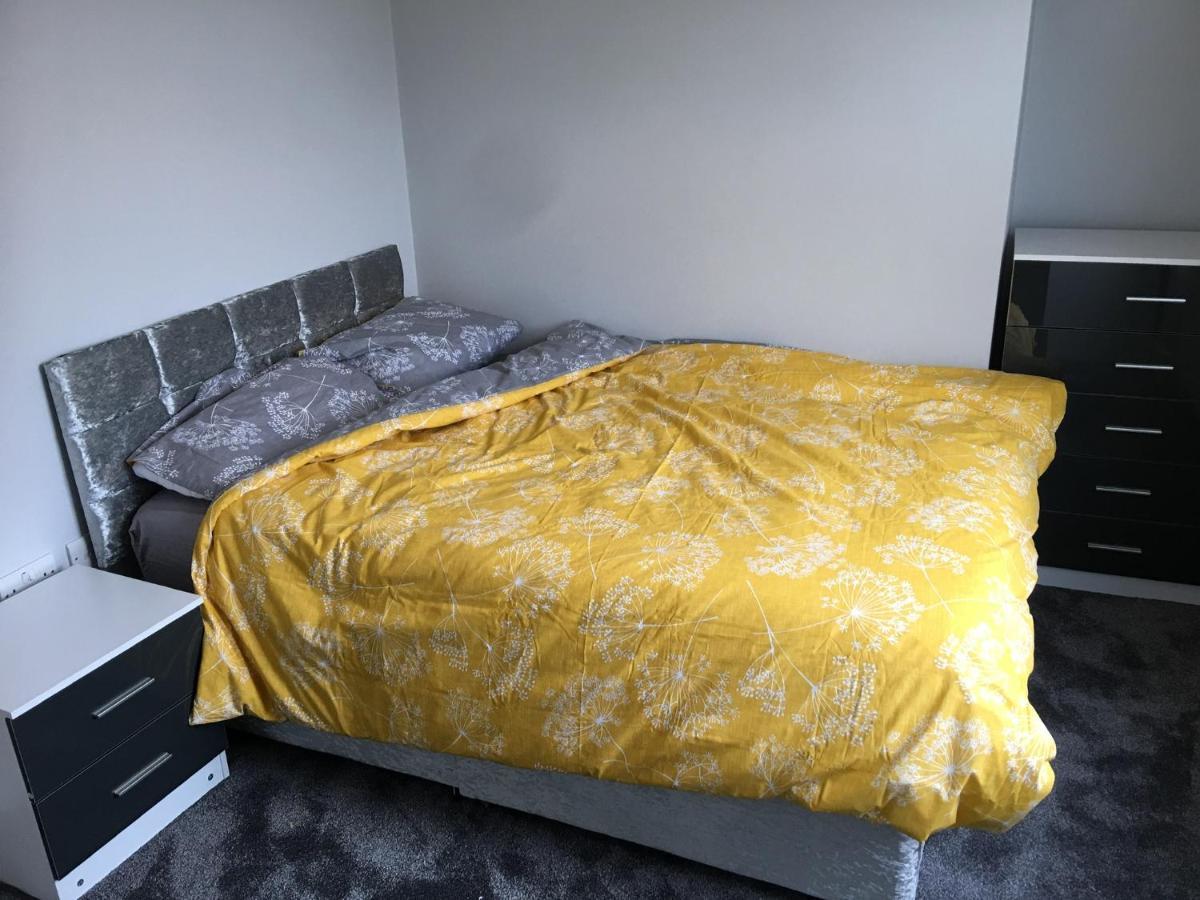 Camden Guest House Double Bedroom With Super Large King Bed London Eksteriør bilde